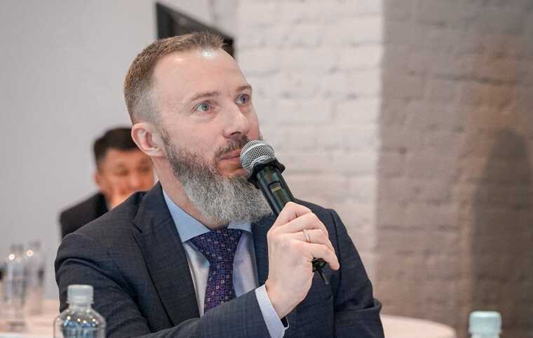 Миллиарды впустую: Пономаренко создал «потемкинскую деревню» и продолжает контролировать губернаторов