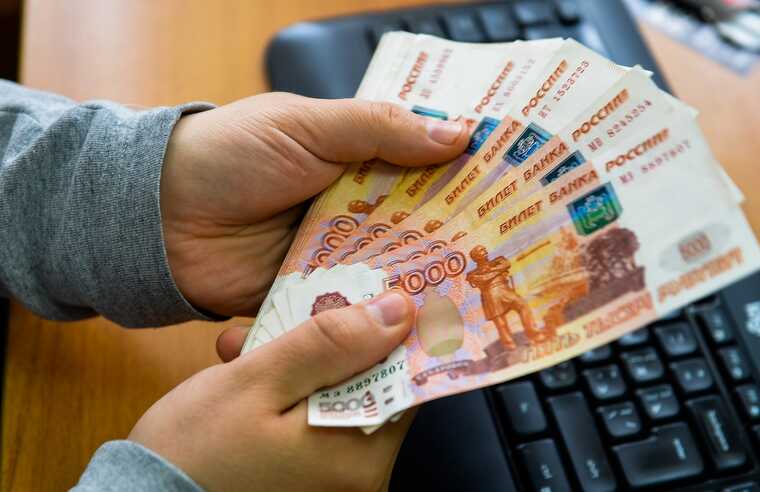 Дочь профессора МГУ боится, что её отца обманули мошенники