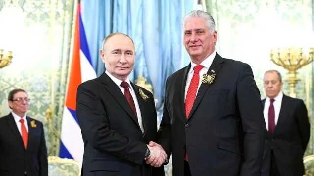Россия инвестирует миллиард долларов в Кубу после визита её президента в Москву