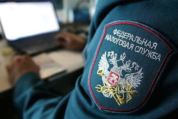 Чиновница ФНС из Красногорска Эльвира Арсланова помогала фирмам уклоняться от налогов и жила на миллионы