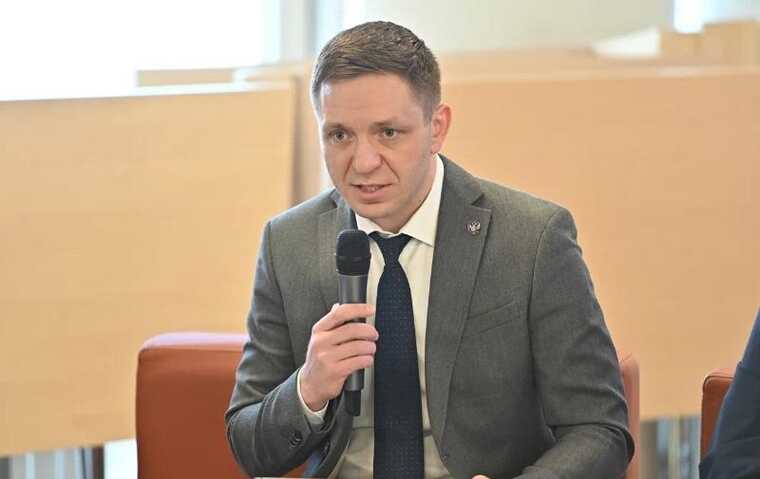 Экс-министр транспорта Бурятии Александр Гоге арестован по делу о контракте на миллиард с завышенной стоимостью