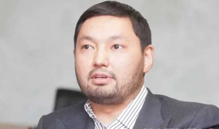 Информационный каток Кенеса Ракишева: кто попадает под репрессии за неудобные тексты